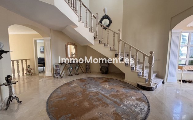 Revente - Villa - Estepona  - Selwo