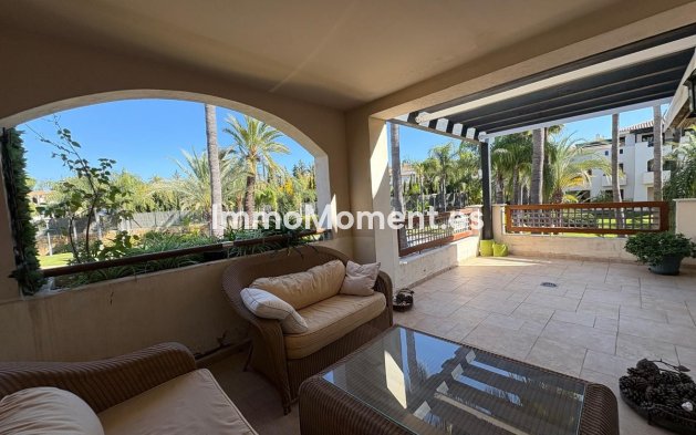 Wiederverkauf - Wohnung - Marbella - Nueva Andalucía