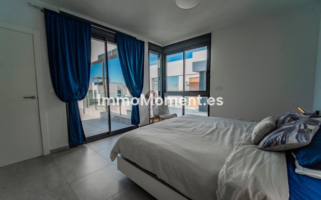 Resale - Villa - Benijofar