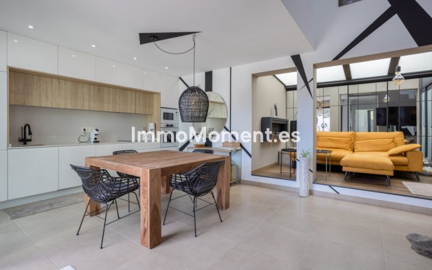 Bestaande woning - Villa - Benijofar