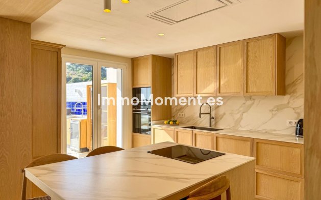 Wiederverkauf - Wohnung - Marbella - Nueva Andalucía