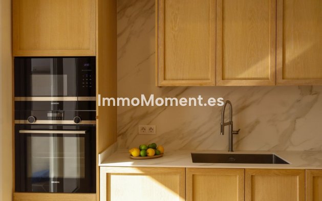 Wiederverkauf - Wohnung - Marbella - Nueva Andalucía