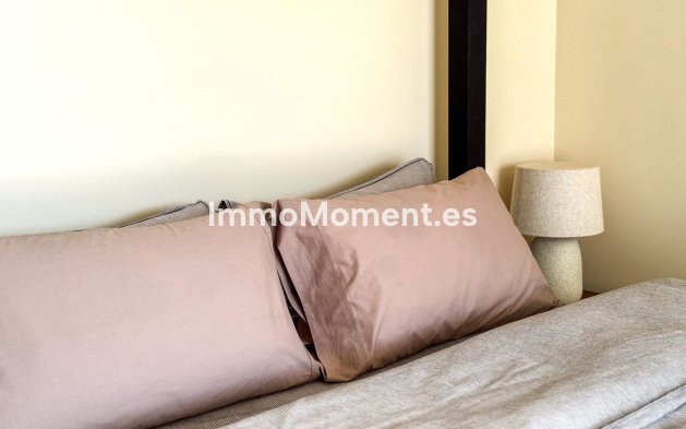 Wiederverkauf - Wohnung - Marbella - Nueva Andalucía