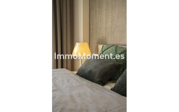 Reventa - Villa - Marbella - Marbella Centro