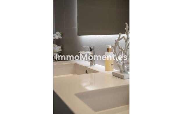 Reventa - Villa - Marbella - Marbella Centro