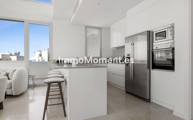 Resale - Apartment - Benahavís - Benahavís Centro
