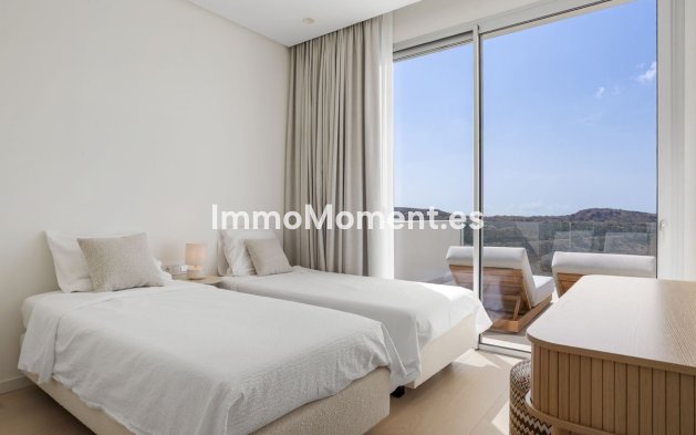 Resale - Apartment - Benahavís - Benahavís Centro