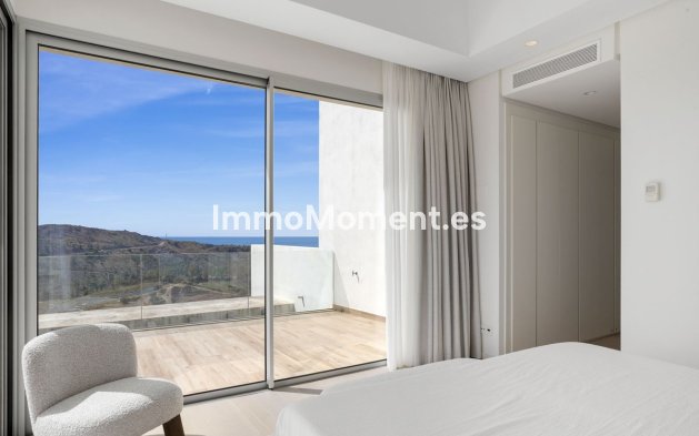 Resale - Apartment - Benahavís - Benahavís Centro