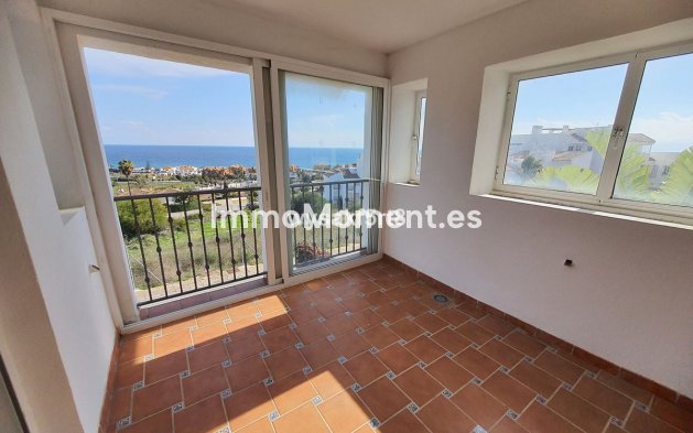 Resale - Apartment - Manilva - La Duquesa