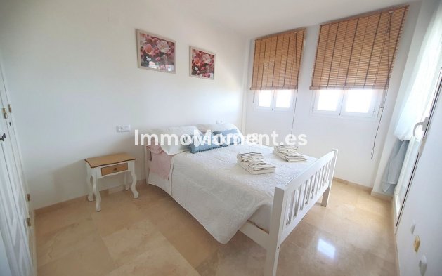 Resale - Apartment - Manilva - La Duquesa