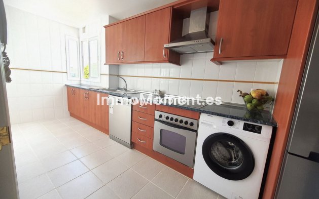 Resale - Apartment - Manilva - La Duquesa