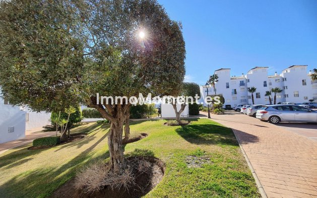 Resale - Apartment - Manilva - La Duquesa