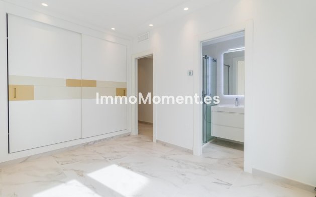 Revente - Maison mitoyenne - Estepona  - Estepona Centro
