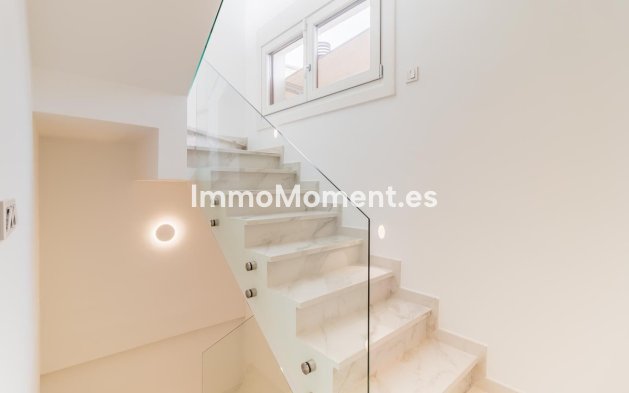 Revente - Maison mitoyenne - Estepona  - Estepona Centro