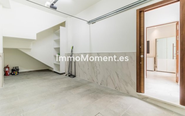 Revente - Maison mitoyenne - Estepona  - Estepona Centro