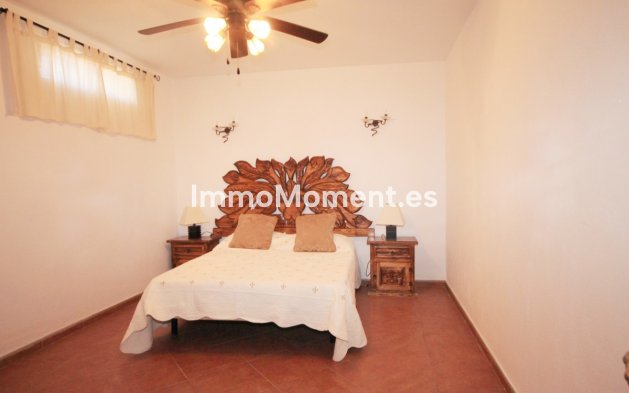 Reventa - Casa de campo - Interior  - Monda