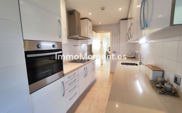 Wiederverkauf - Wohnung - Estepona  - Estepona Centro