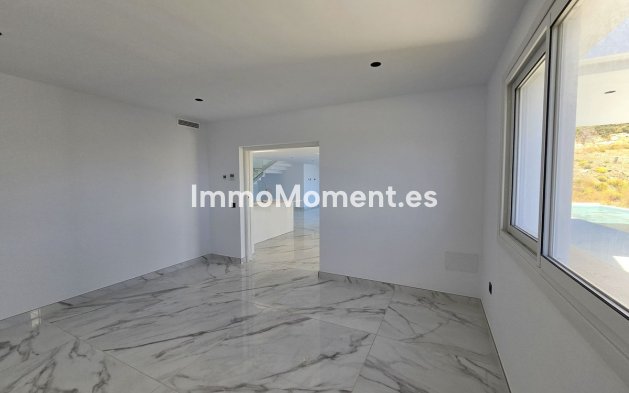 Revente - Villa - Marbella - La Mairena