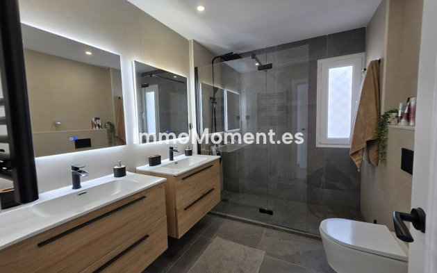 Wiederverkauf - Wohnung - Marbella - Nueva Andalucía