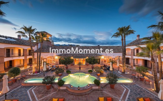 Resale - Apartment - Mijas - La Cala Golf