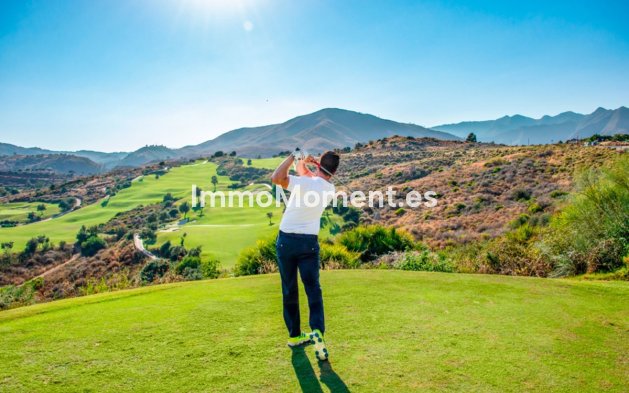 Resale - Apartment - Mijas - La Cala Golf