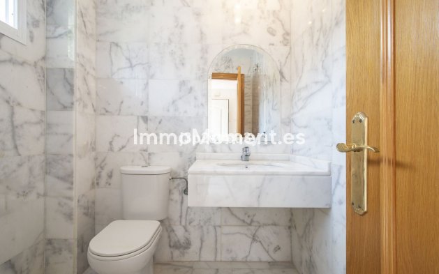 Wiederverkauf - Villa - Estepona  - Estepona Centro