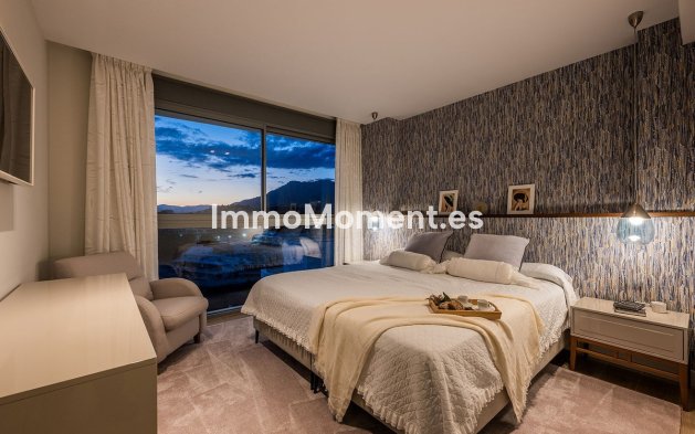 Resale - Apartment - Marbella - Santa Clara