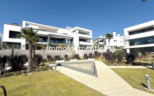 Wiederverkauf - Wohnung - Estepona  - Selwo