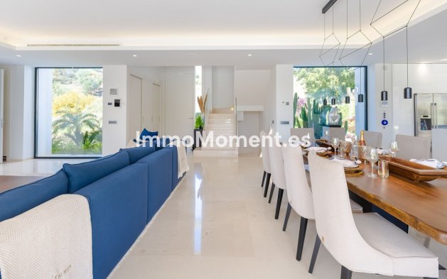 Revente - Villa - Marbella - Nueva Andalucía