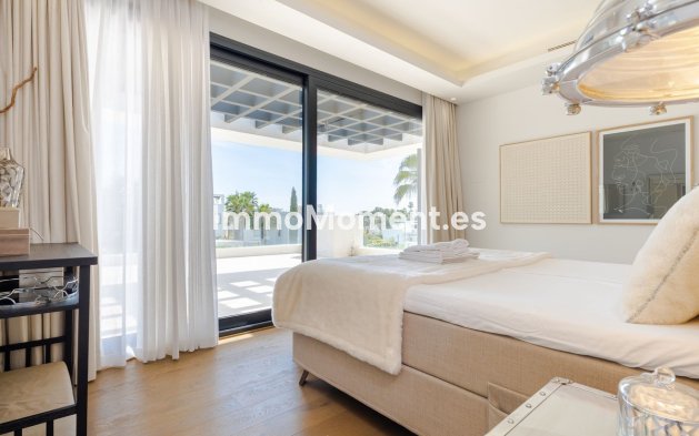 Revente - Villa - Marbella - Nueva Andalucía