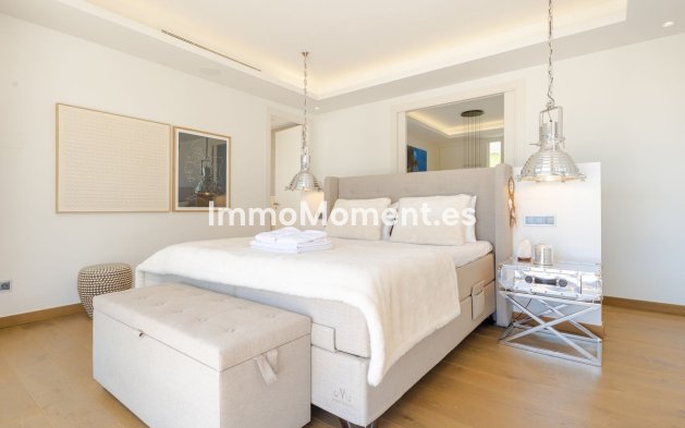 Revente - Villa - Marbella - Nueva Andalucía