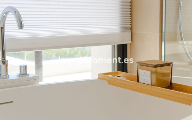 Revente - Villa - Marbella - Nueva Andalucía