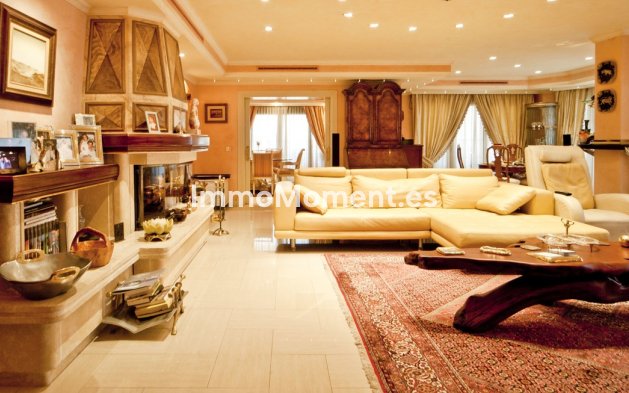 Wiederverkauf - Villa - Marbella - Puerto Banús