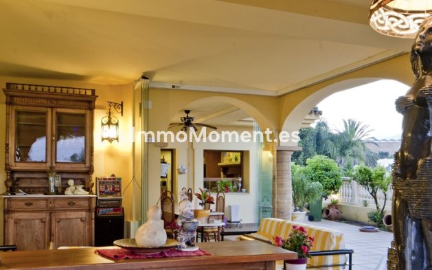 Wiederverkauf - Villa - Marbella - Puerto Banús