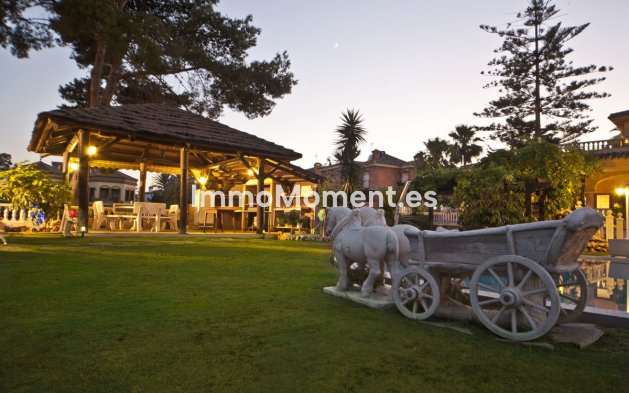 Wiederverkauf - Villa - Marbella - Puerto Banús