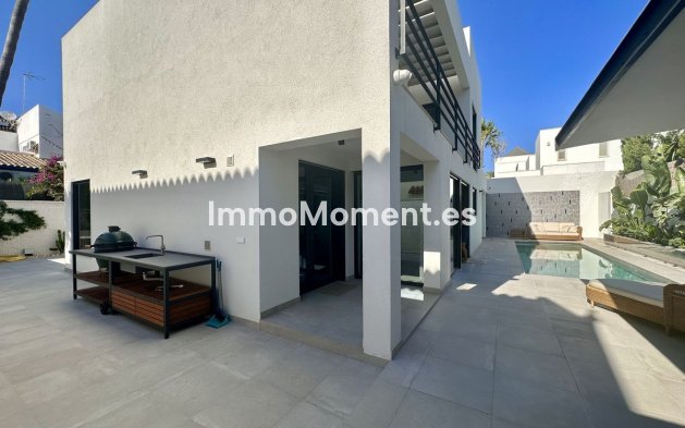 Revente - Villa - Marbella - Puerto Banús