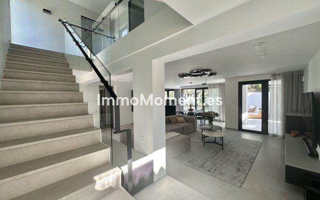 Revente - Villa - Marbella - Puerto Banús