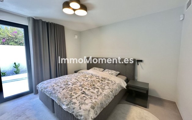 Revente - Villa - Marbella - Puerto Banús
