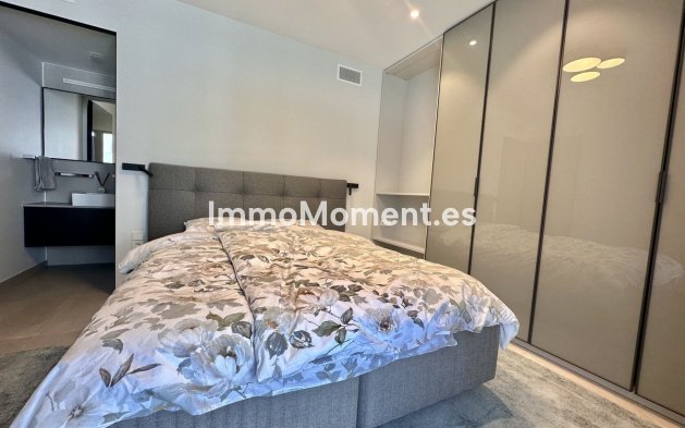 Revente - Villa - Marbella - Puerto Banús