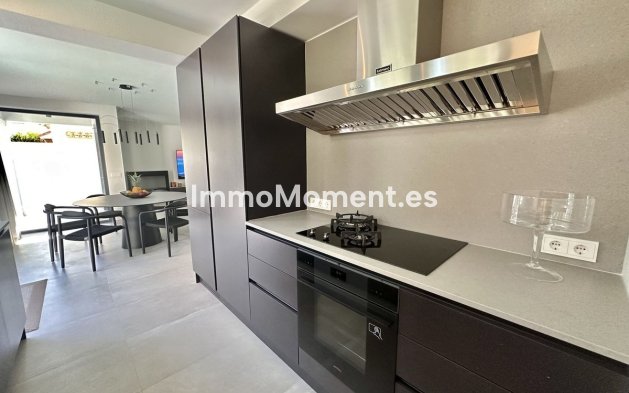 Revente - Villa - Marbella - Puerto Banús