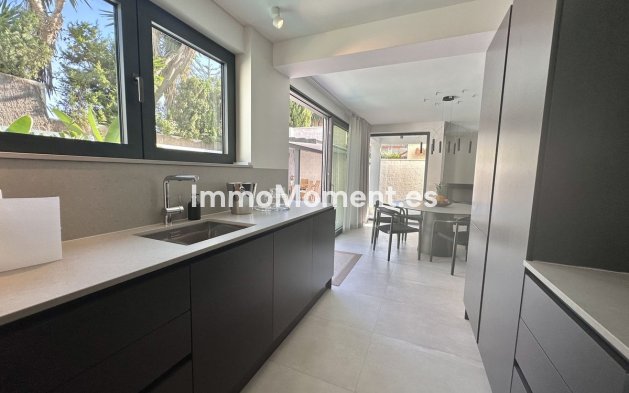 Revente - Villa - Marbella - Puerto Banús