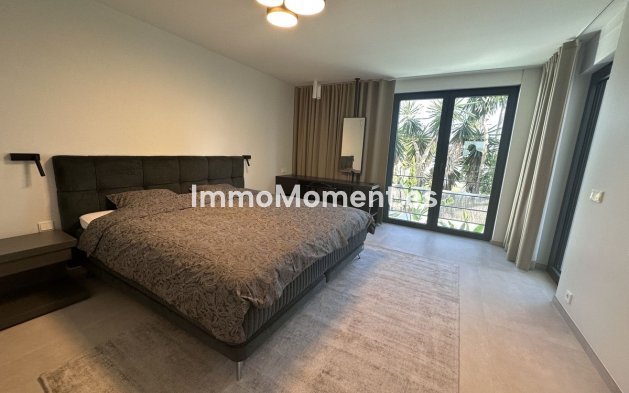 Revente - Villa - Marbella - Puerto Banús