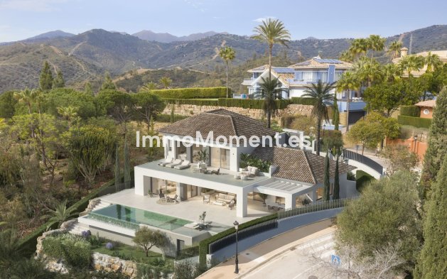 Resale - Villa - Marbella - Elviria