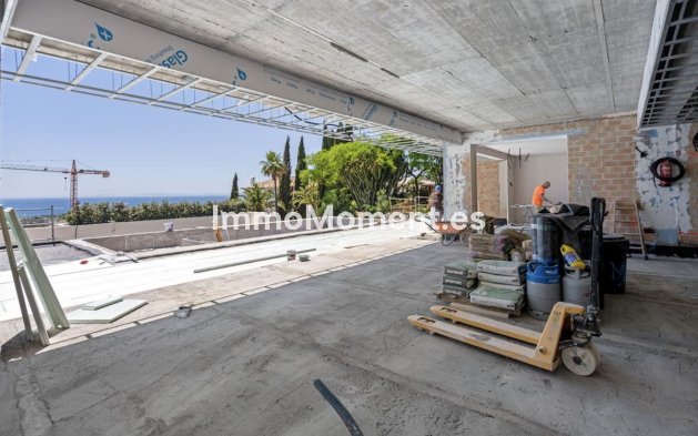 Resale - Villa - Marbella - Elviria