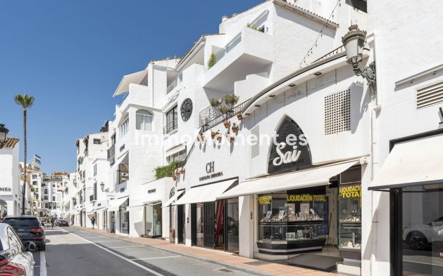 Wiederverkauf - Wohnung - Marbella - Puerto Banús