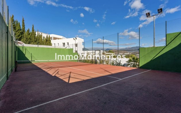 Wiederverkauf - Wohnung - Marbella - Nueva Andalucía