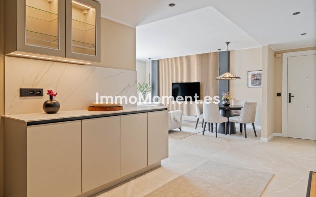 Revente - Appartement - Marbella - Nueva Andalucía