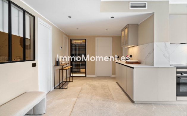 Revente - Appartement - Marbella - Nueva Andalucía