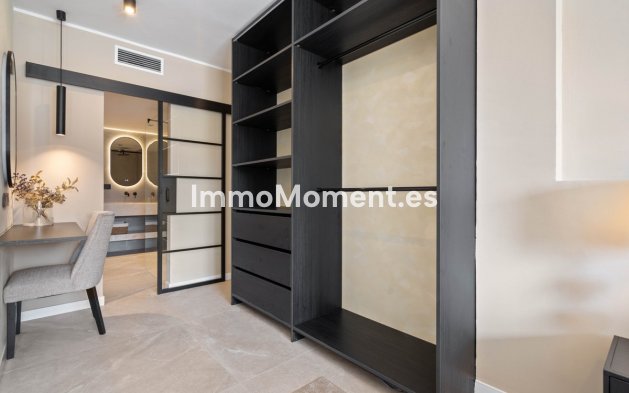 Revente - Appartement - Marbella - Nueva Andalucía