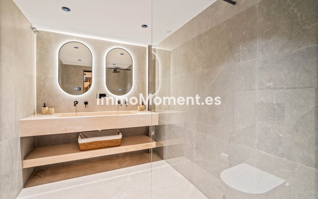 Revente - Appartement - Marbella - Nueva Andalucía